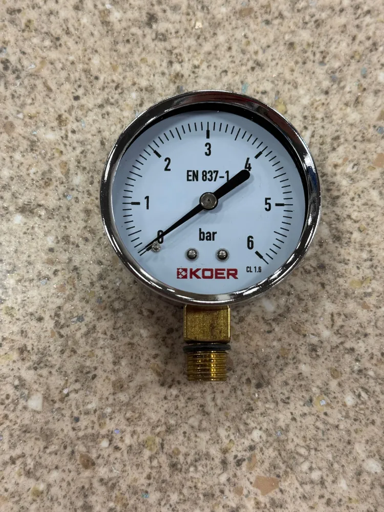 Манометр радиальный 1/4" Ф63 6-бар KOER